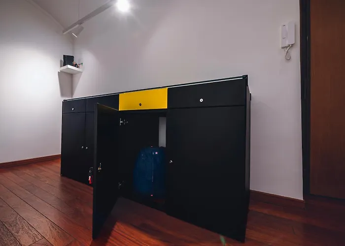 בית הארחה Habitat 42 רומא